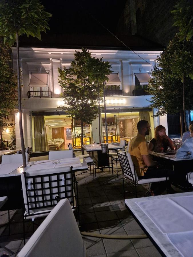 Cvetni Trg Belgrado Exterior foto