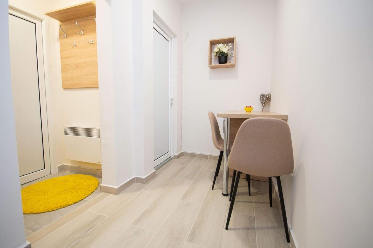 Cvetni Trg Belgrado Exterior foto